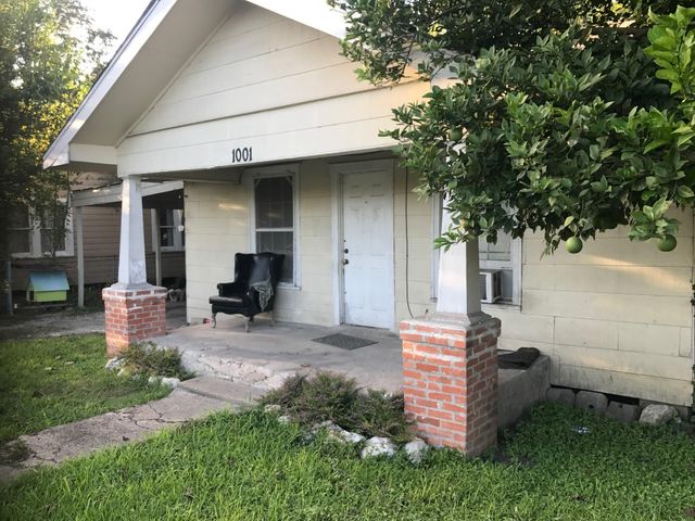 1001 Booth Street, Houston, TX 77009