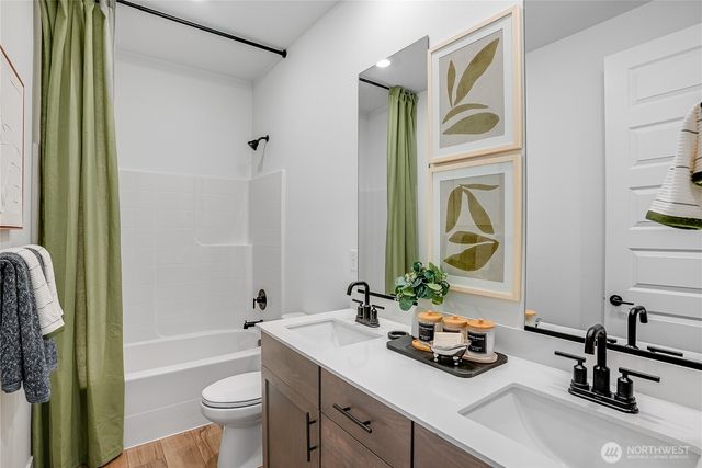 20401 Mystic Place E, Bonney Lake, WA 98391