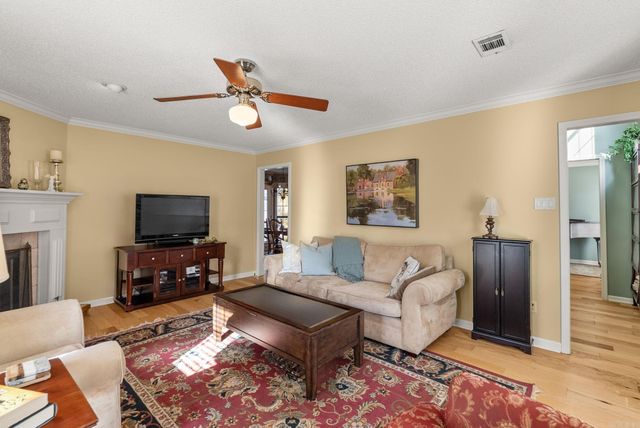 9 Yazoo Circle, Maumelle, AR 72113