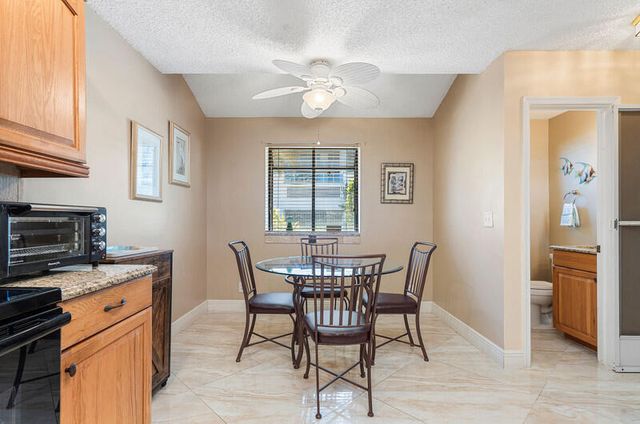 3409 SE 8th Street 6, Pompano Beach, FL 33062
