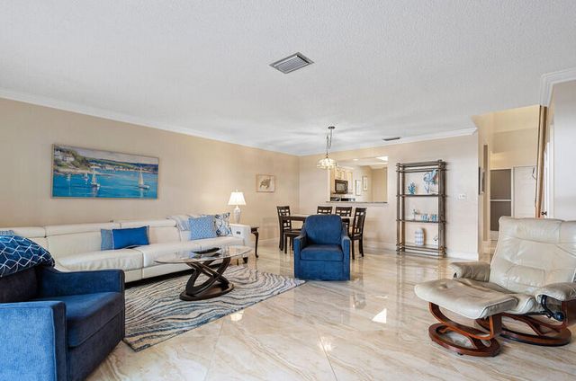 3409 SE 8th Street 6, Pompano Beach, FL 33062