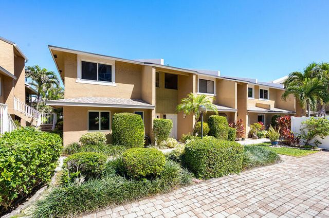 3409 SE 8th Street 6, Pompano Beach, FL 33062
