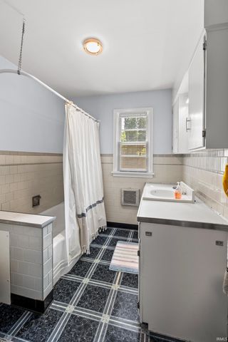 1507 Westmoor Parkway, Goshen, IN 46526