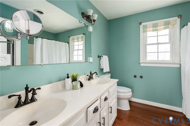 9293 W Wenlock Dr, Hanover, VA 23116