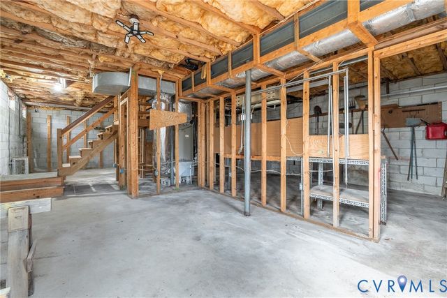 9293 W Wenlock Dr, Hanover, VA 23116