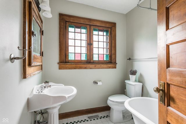 235 E 15th Street, Indianapolis, IN 46202