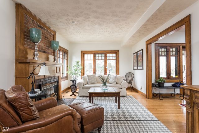 235 E 15th Street, Indianapolis, IN 46202
