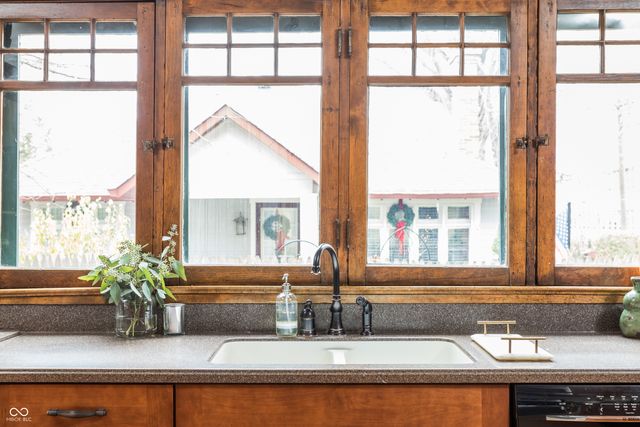 235 E 15th Street, Indianapolis, IN 46202