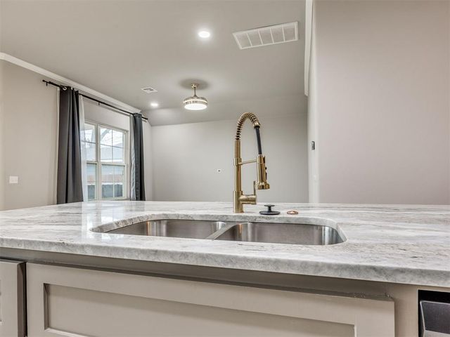 4404 S Agnew Avenue, Oklahoma City, OK 73119