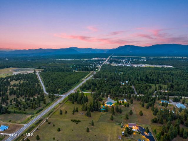 30267 N WHEATRIDGE RD, Athol, ID 83801