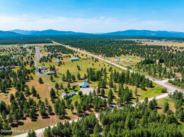 30267 N WHEATRIDGE RD, Athol, ID 83801