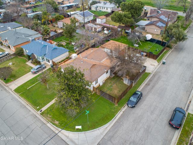 4416 Mesa Drive, Bakersfield, CA 93306