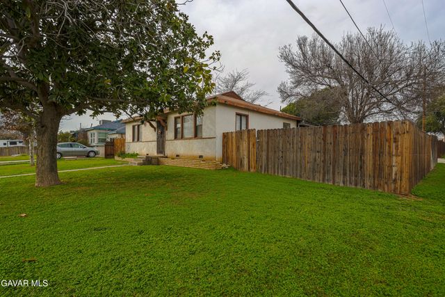 4416 Mesa Drive, Bakersfield, CA 93306
