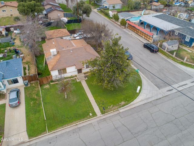 4416 Mesa Drive, Bakersfield, CA 93306