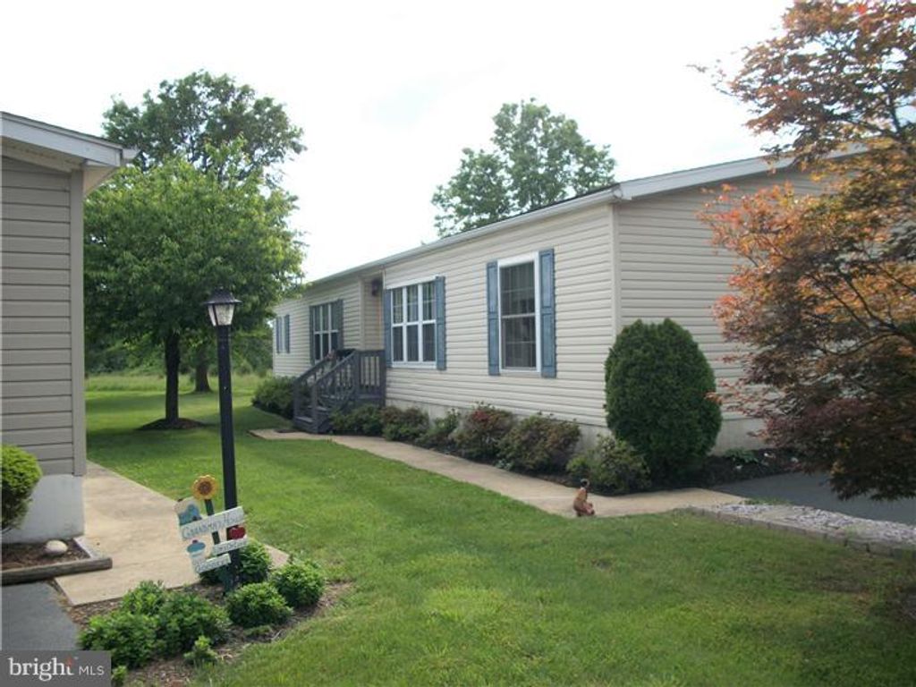 770 ASPEN CIR, Red Hill, PA 18076