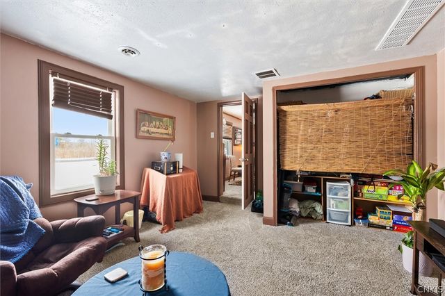 7458 East Taft Road, Cicero, NY 13057