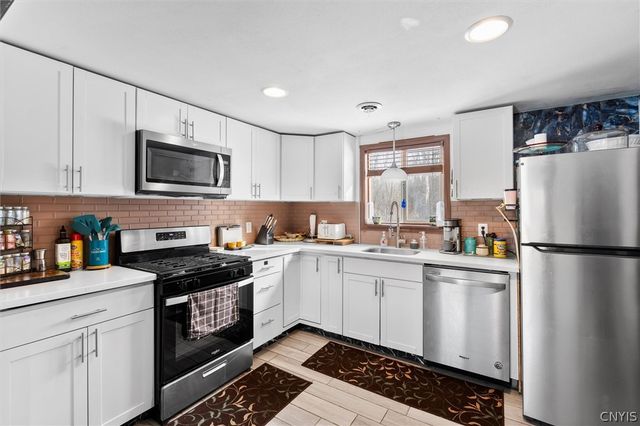 7458 East Taft Road, Cicero, NY 13057