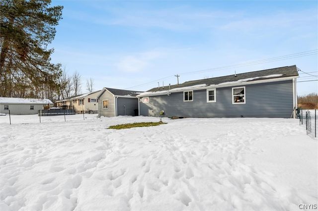 7458 East Taft Road, Cicero, NY 13057