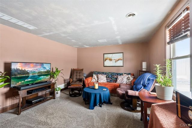 7458 East Taft Road, Cicero, NY 13057