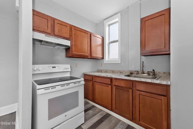 117 4th Avenue, Albany, NY 12202