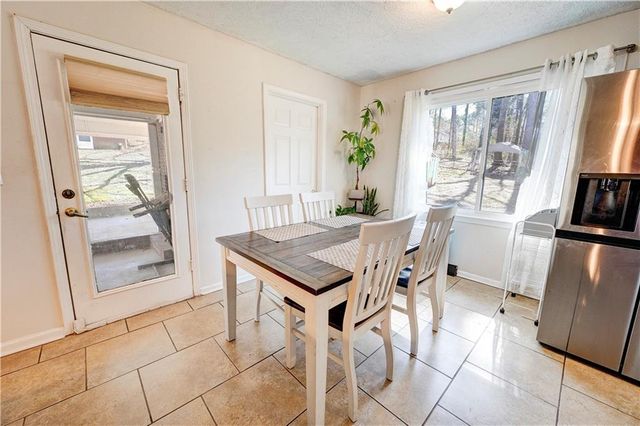 320 Chiefvan Terrace NE, Calhoun, GA 30701