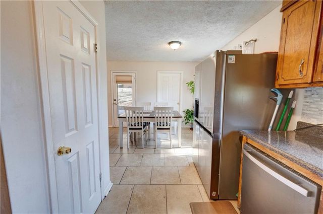 320 Chiefvan Terrace NE, Calhoun, GA 30701