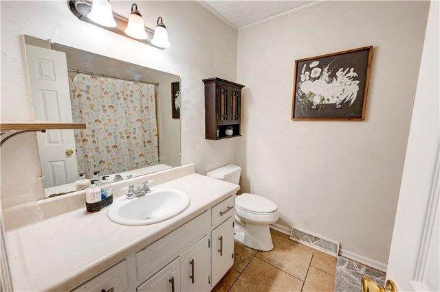 320 Chiefvan Terrace NE, Calhoun, GA 30701