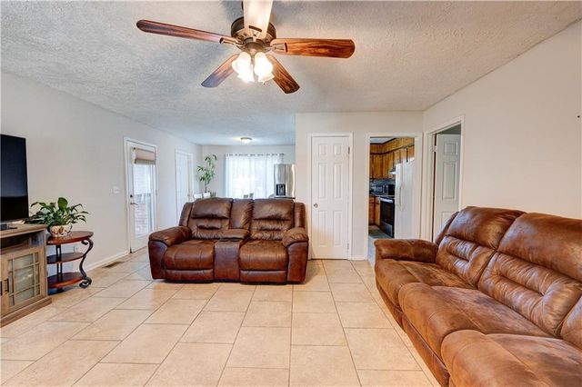 320 Chiefvan Terrace NE, Calhoun, GA 30701