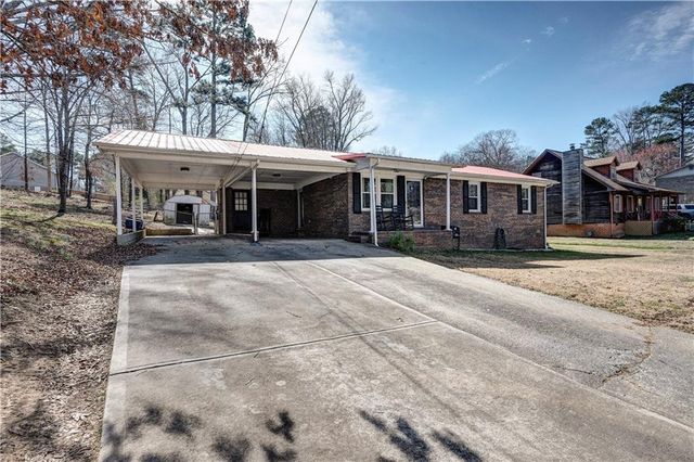 320 Chiefvan Terrace NE, Calhoun, GA 30701