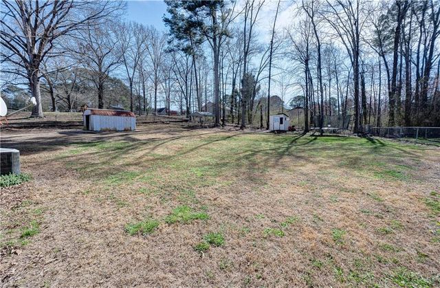 320 Chiefvan Terrace NE, Calhoun, GA 30701