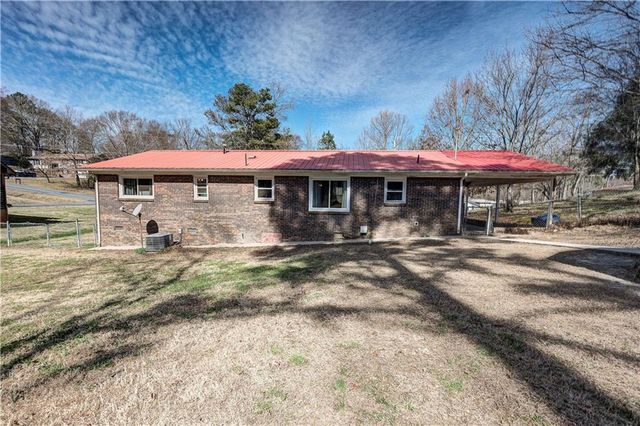 320 Chiefvan Terrace NE, Calhoun, GA 30701