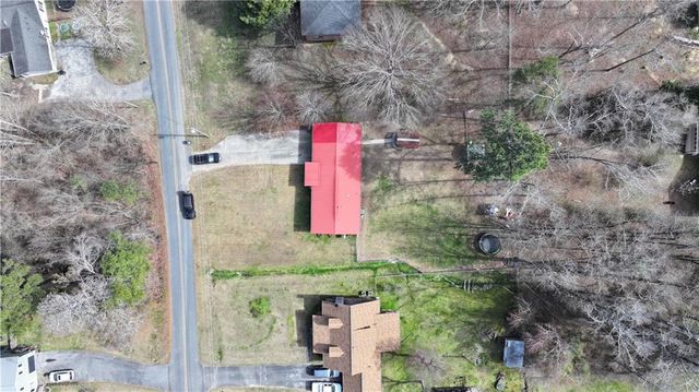 320 Chiefvan Terrace NE, Calhoun, GA 30701