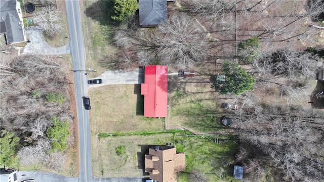 320 Chiefvan Terrace NE, Calhoun, GA 30701