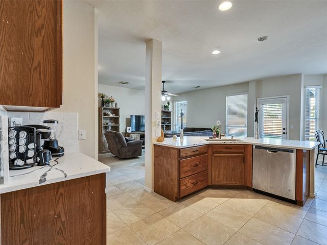 2811 Acacia Fair Lane, Fresno, TX 77545