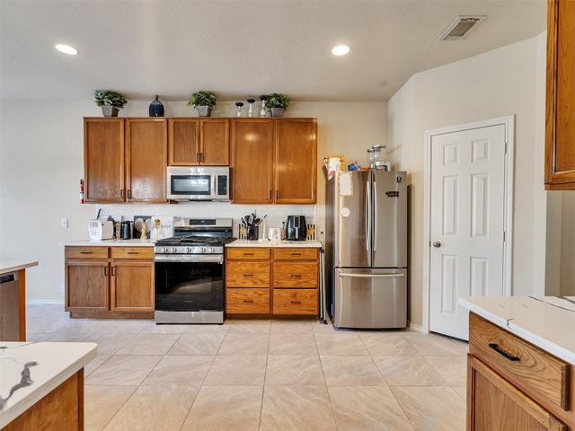 2811 Acacia Fair Lane, Fresno, TX 77545