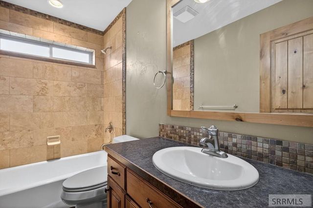 102 N 3918 E, Rigby, ID 83442