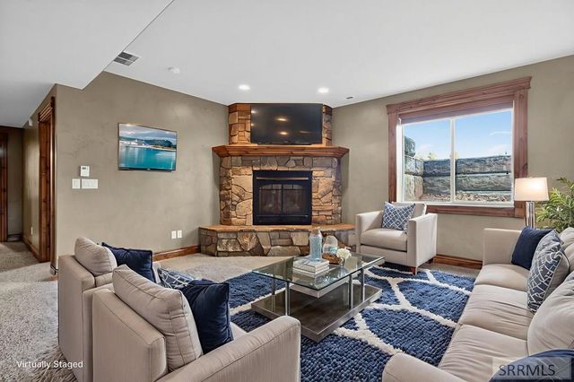 102 N 3918 E, Rigby, ID 83442