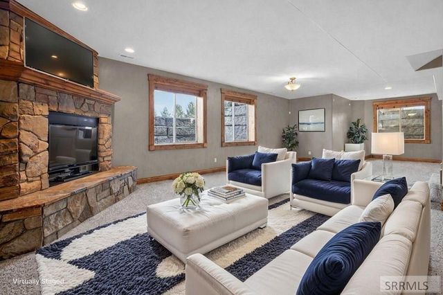 102 N 3918 E, Rigby, ID 83442