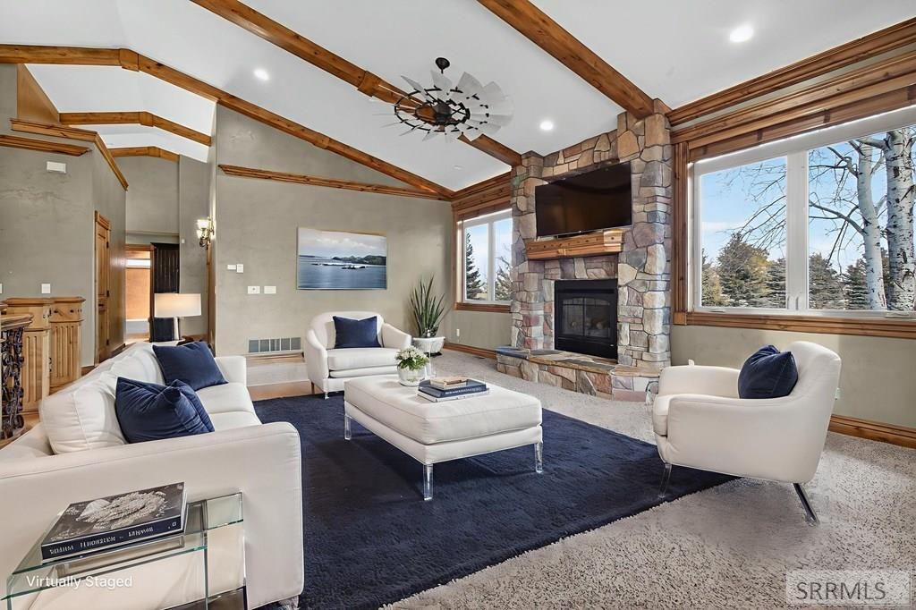 Image 23 of property listing at 102 N 3918 E, Rigby, ID 83442