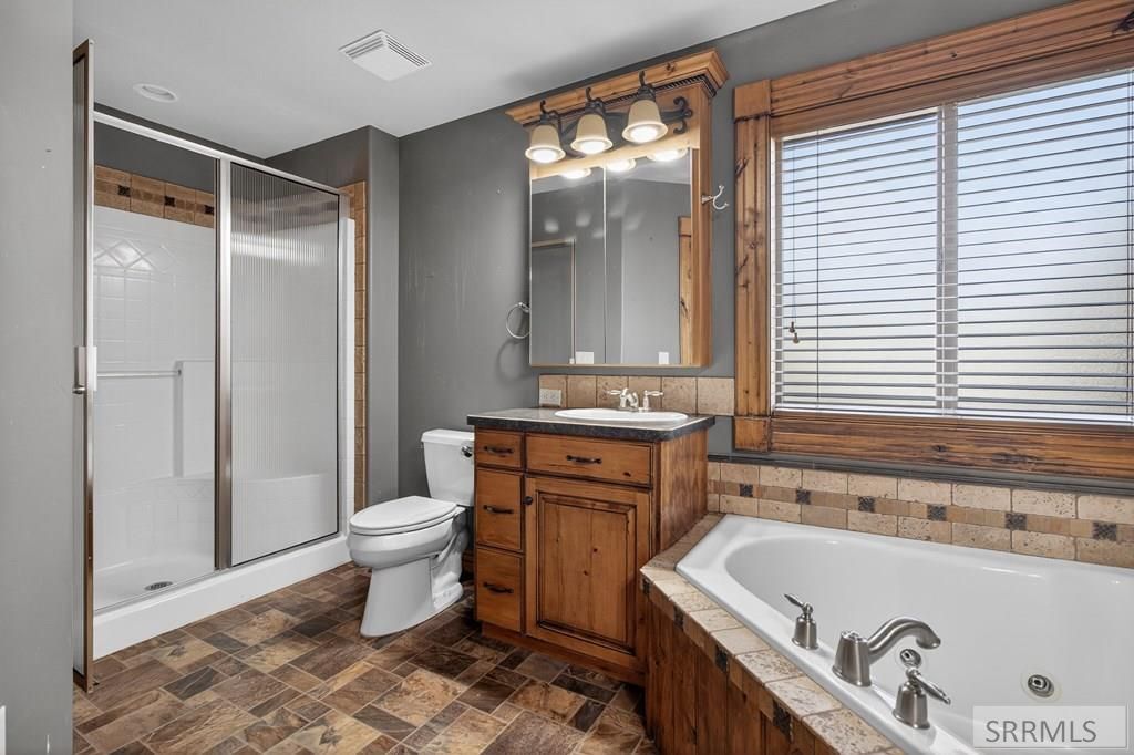 Image 42 of property listing at 102 N 3918 E, Rigby, ID 83442