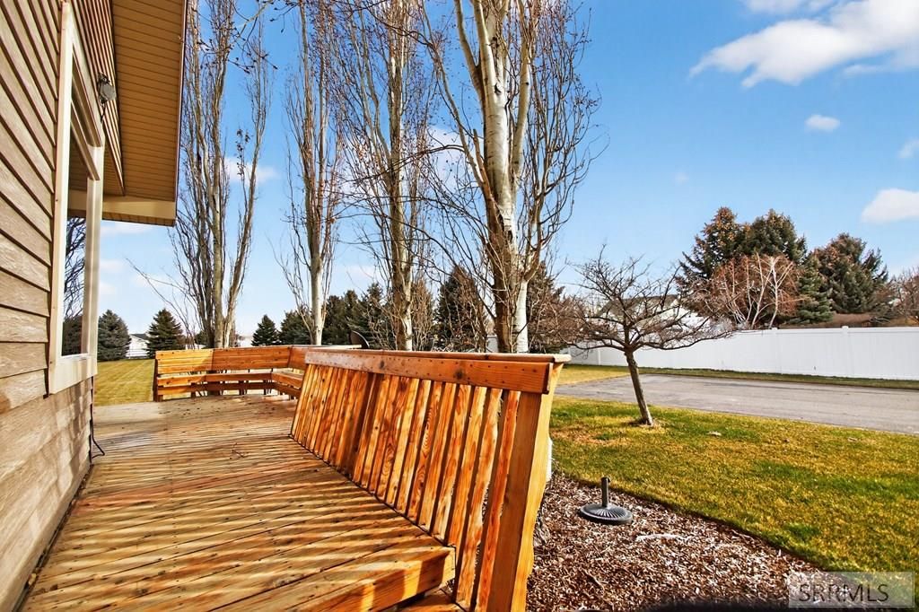 Image 84 of property listing at 102 N 3918 E, Rigby, ID 83442