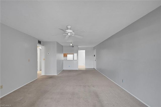 8474 Charter Club CIR 13, Fort Myers, FL 33919