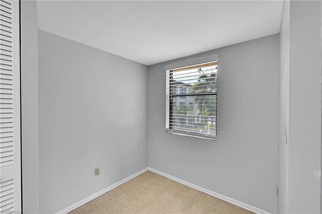 8474 Charter Club CIR 13, Fort Myers, FL 33919