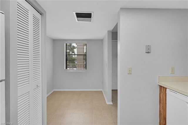 8474 Charter Club CIR 13, Fort Myers, FL 33919