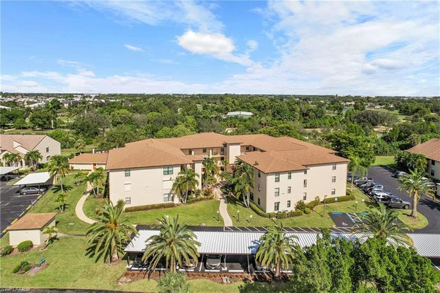 8474 Charter Club CIR 13, Fort Myers, FL 33919
