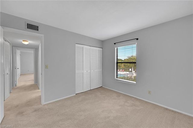8474 Charter Club CIR 13, Fort Myers, FL 33919