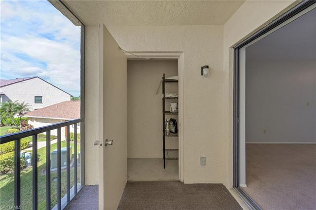 8474 Charter Club CIR 13, Fort Myers, FL 33919