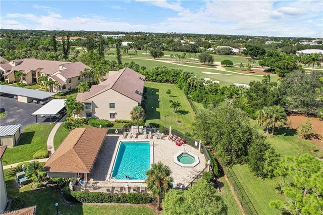 8474 Charter Club CIR 13, Fort Myers, FL 33919