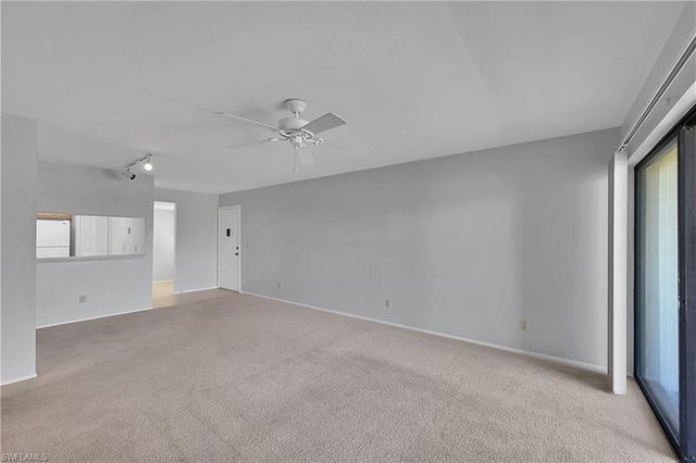 8474 Charter Club CIR 13, Fort Myers, FL 33919