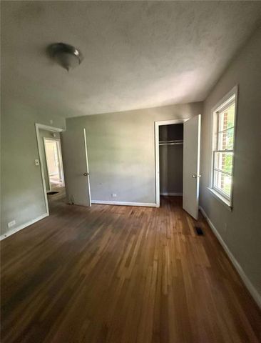 7205 Lakeview Drive, Covington, GA 30014